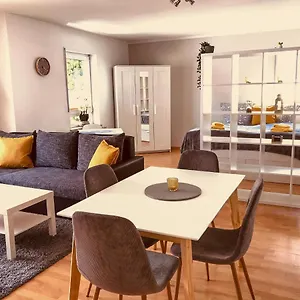 Stephensons Stuebchen *zentrumsnah*gemuetlich* Apartment Dresden